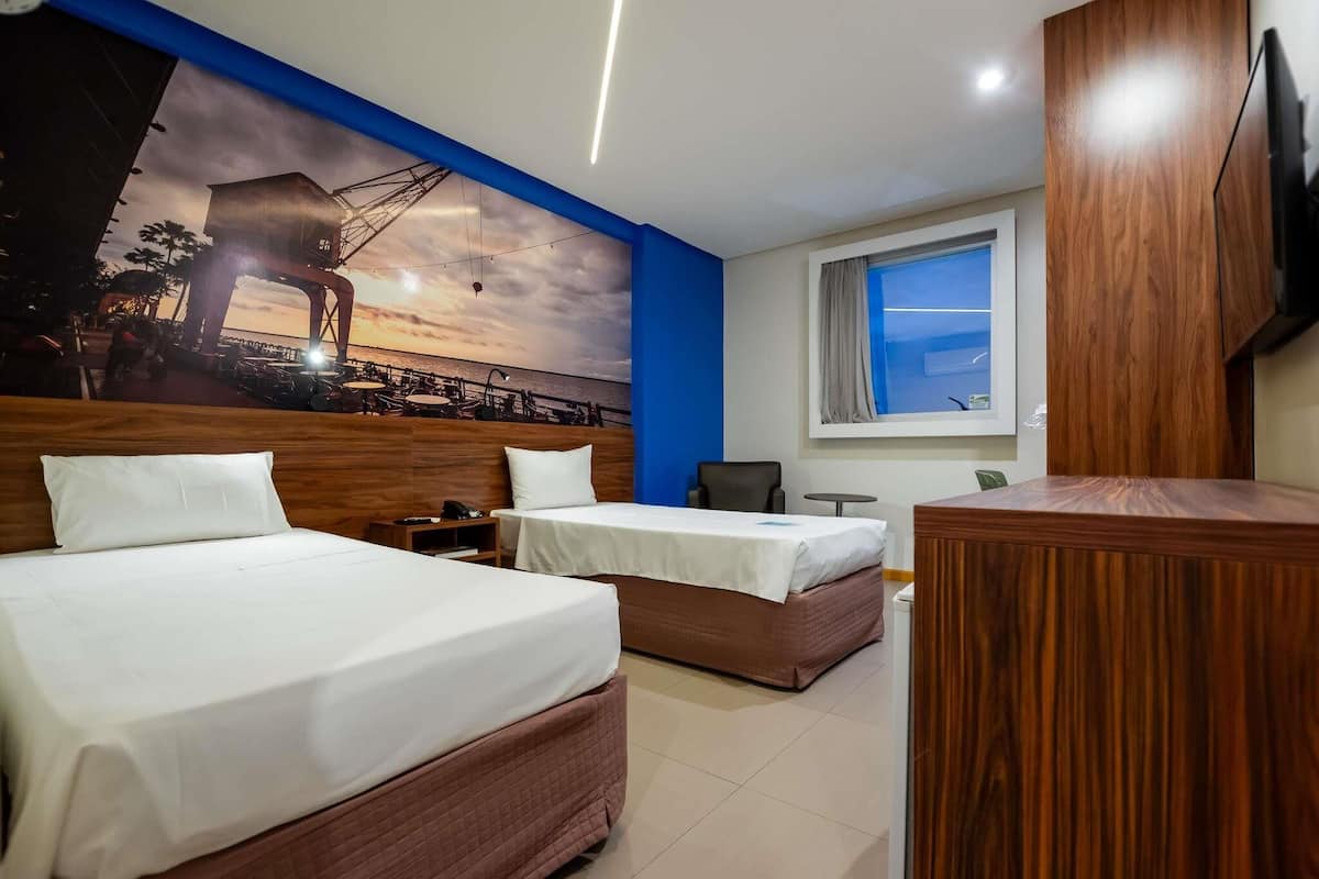 Superior Room, 2 Twin Beds | Desk, free cribs/infant beds, free WiFi, bed sheets