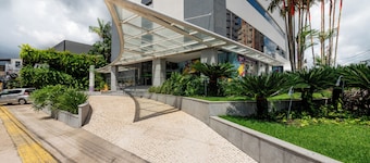 Ibis Styles Belém Hangar