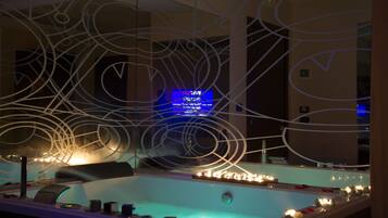 Suite, Bathtub | Minibar, in-room safe, individually decorated, individually furnished