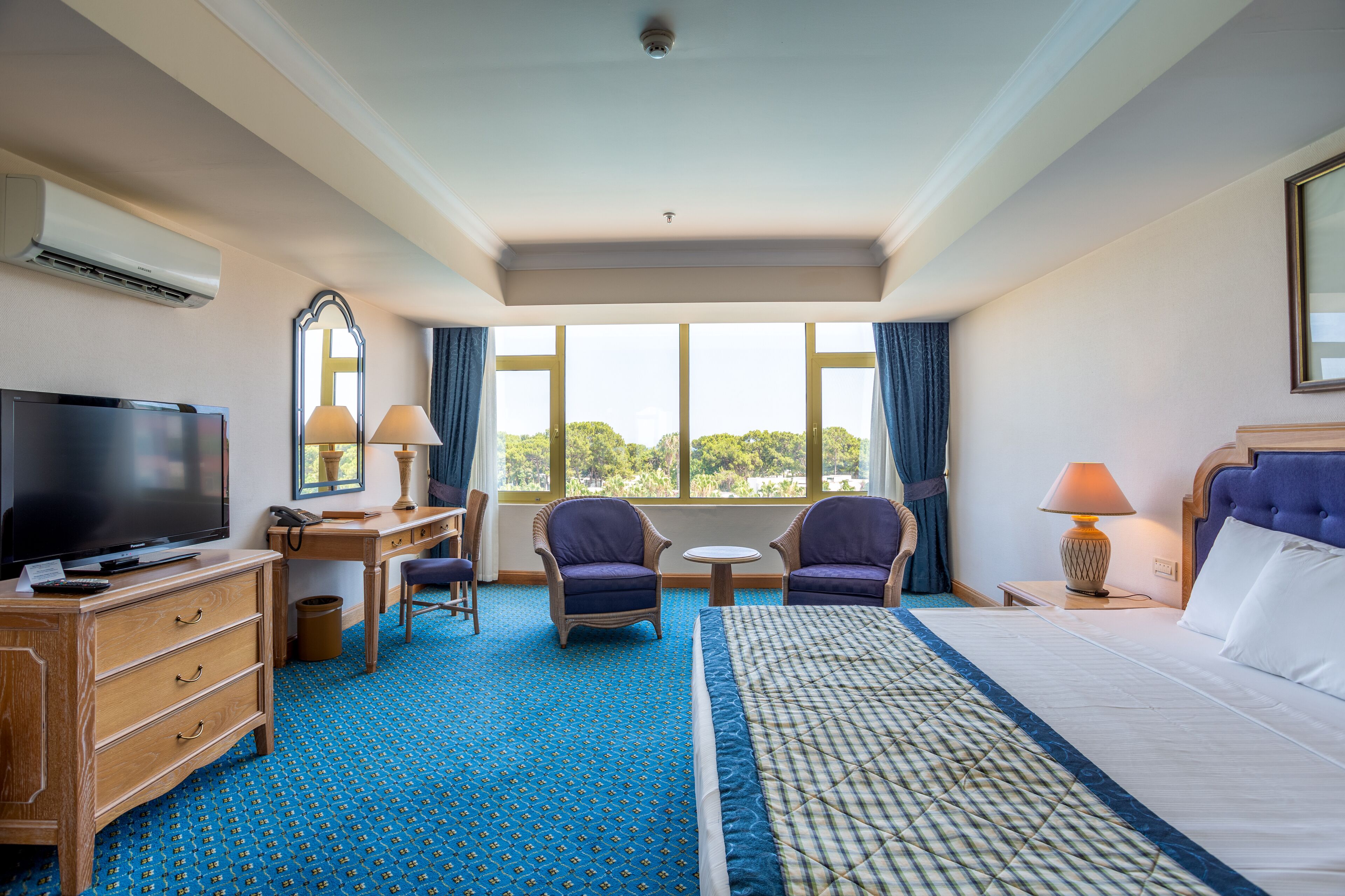 Minibar, in-room safe, free cots/infant beds, free rollaway beds