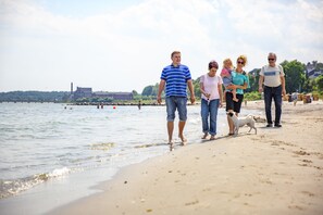 Beach nearby, beach towels