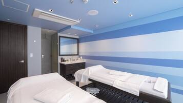 Couples treatment rooms, sauna, steam room, massages