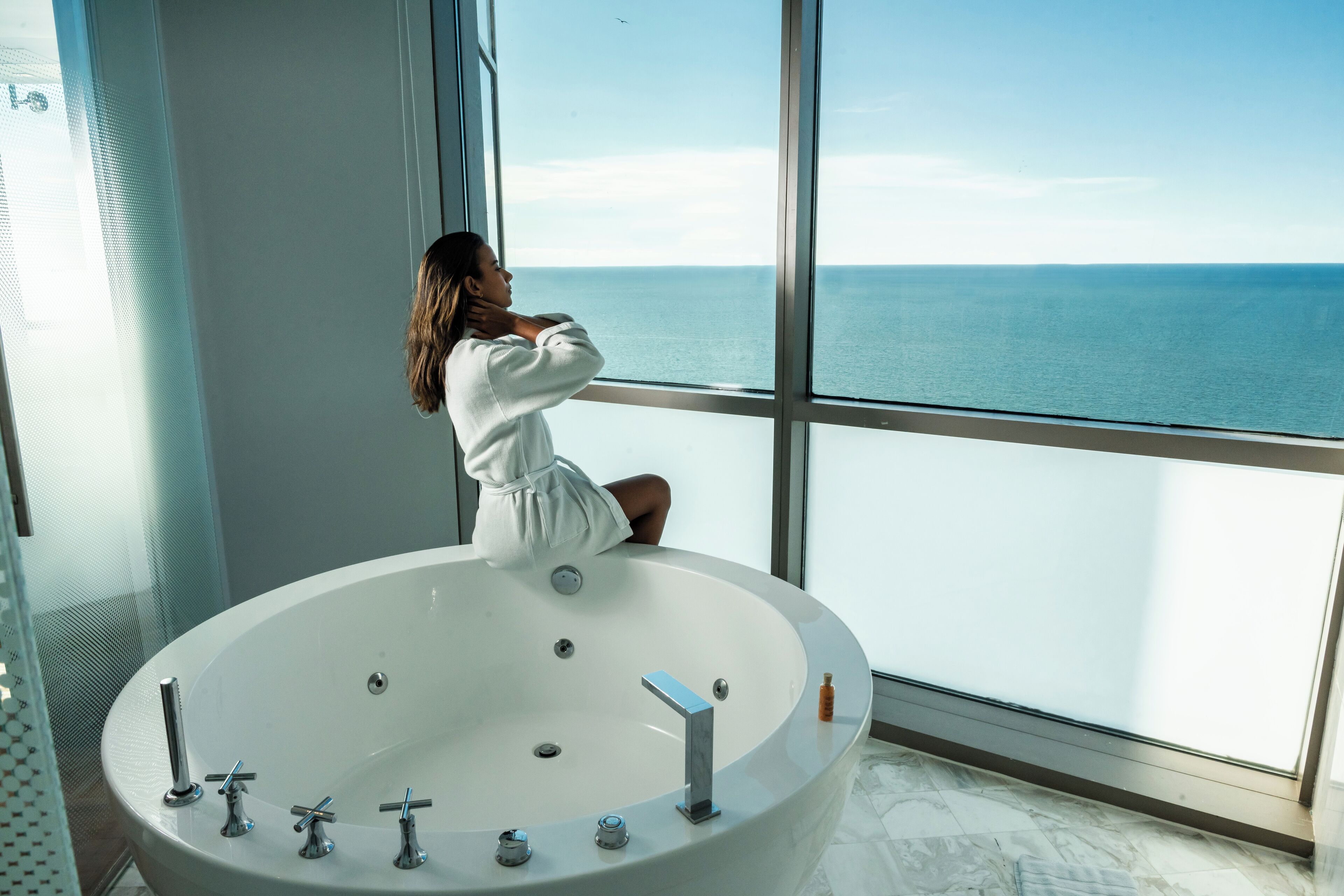presidential suite | bathroom | free toiletries, hair dryer, bathrobes, towels