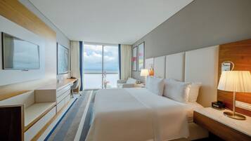 Egyptian cotton sheets, premium bedding, down comforters, pillowtop beds