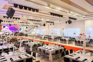 Banquet hall