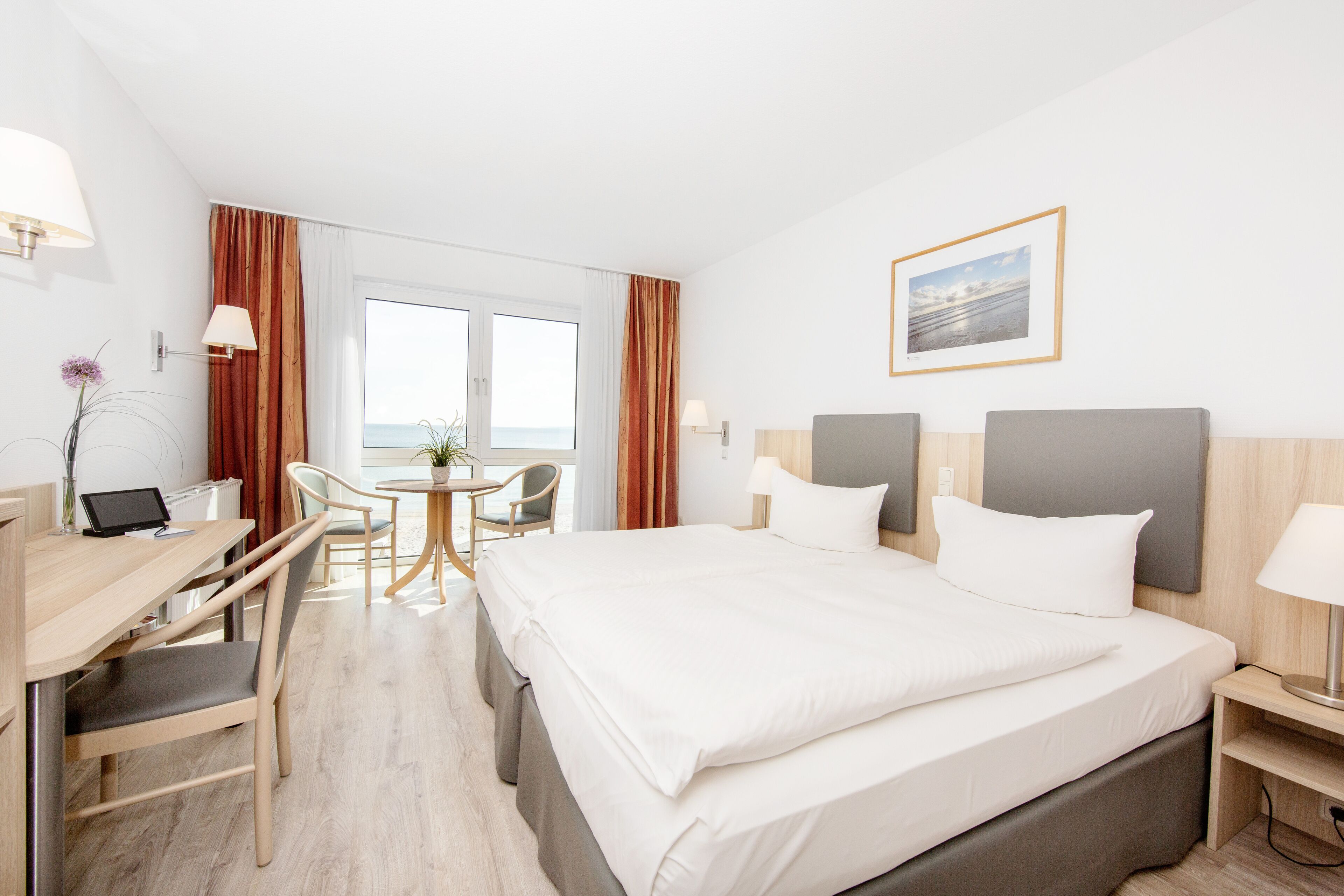 superior room | hypo-allergenic bedding, in-room safe, desk, blackout curtains