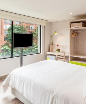 In-room safe, desk, soundproofing, iron/ironing board