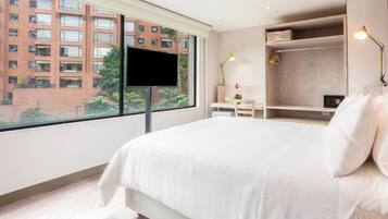 Standard Double Room, 1 Queen Bed | In-room safe, desk, soundproofing, iron/ironing board