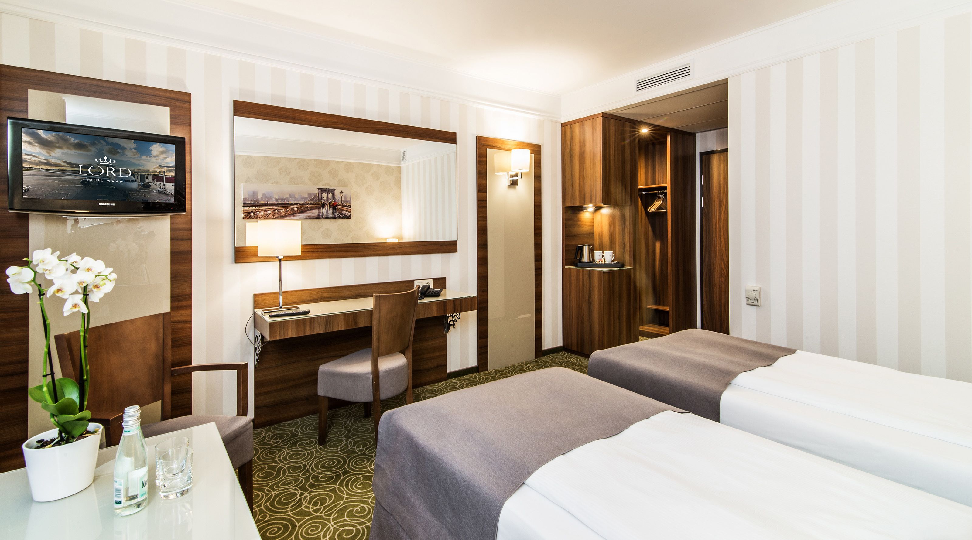 superior double room, 2 single beds | premium bedding, desk, rollaway beds, free wifi