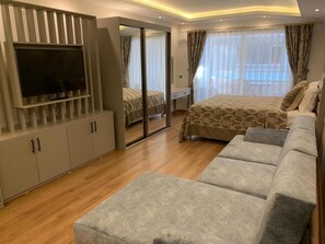 Minibar, in-room safe, desk, free WiFi