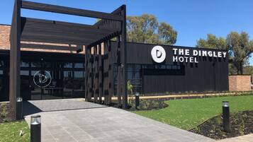 Fachada da propriedade