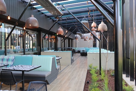 2 restaurants, breakfast, lunch, dinner served; local cuisine