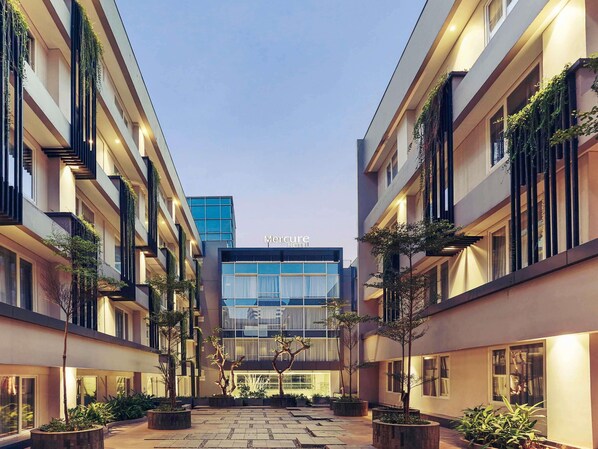 Exterior - Mercure Jakarta Sabang (Jakarta)
