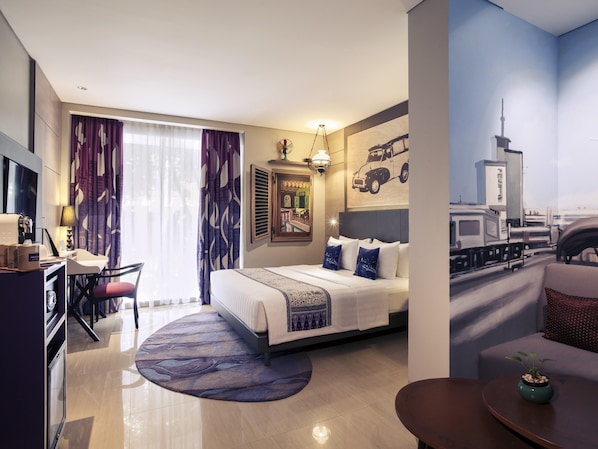 Kamar, akses difabel (Djakarta Tempoe Doeloe) | Brankas, meja kerja, setrika/meja setrika, dan tempat tidur bayi gratis