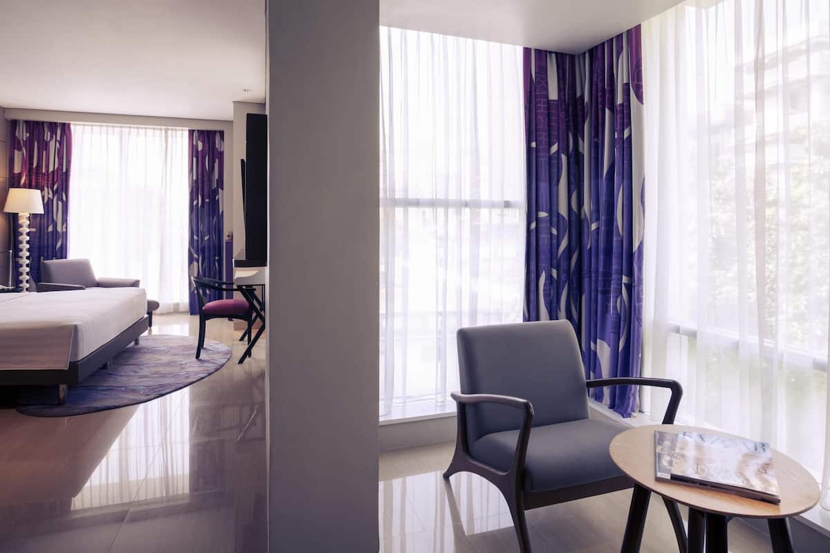 Privilege, Double Room, 1 Double Bed | In-room safe, desk, iron/ironing board, free cots/infant beds