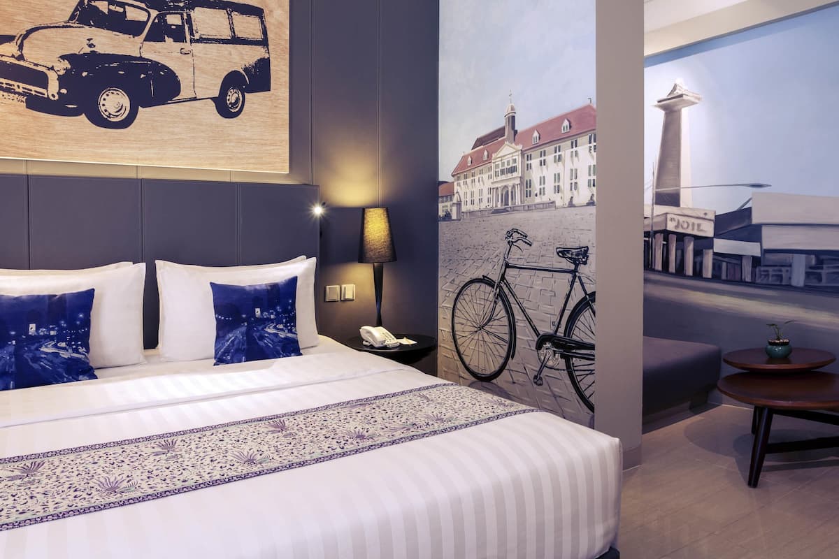 Chambre, accessible aux personnes à mobilité réduite (Djakarta Tempoe Doeloe) | Coffres-forts dans les chambres, bureau, fer et planche à repasser