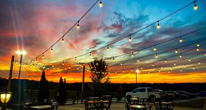 Holiday Inn Guin by IHG