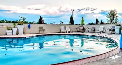 Holiday Inn Guin by IHG