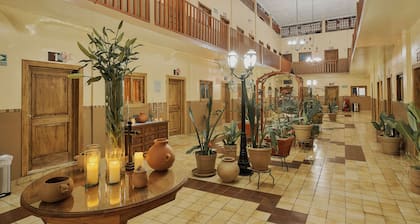 Hotel Cervantino