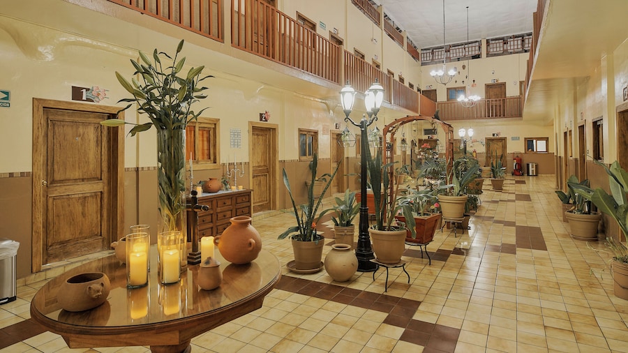 Hotel Cervantino