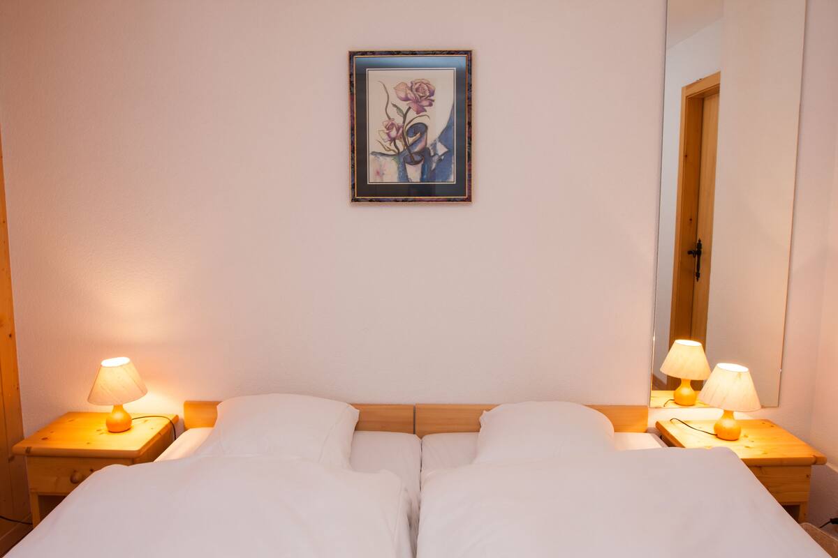 double room | in-room safe, free wifi, bed sheets