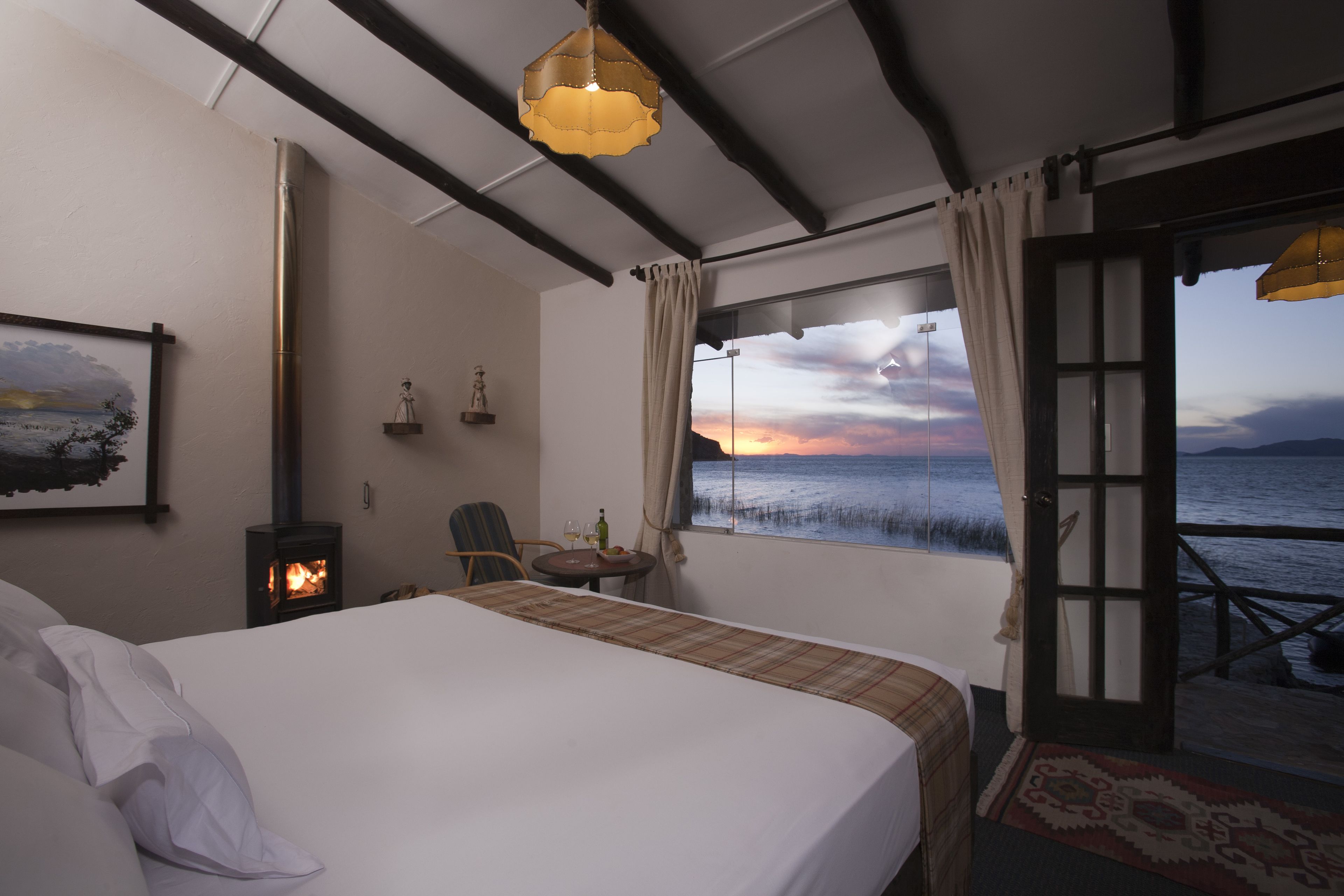 exclusive bungalow | premium bedding, in-room safe, desk