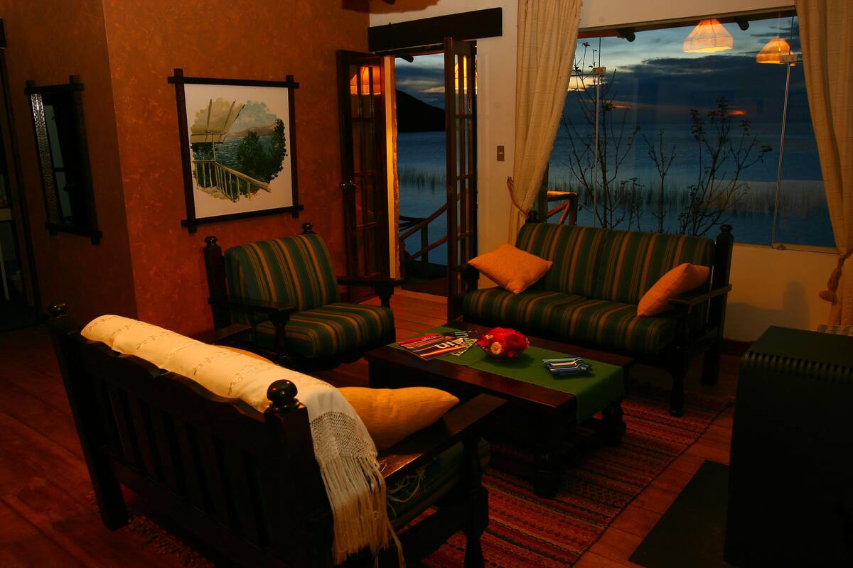 exclusive bungalow | living room