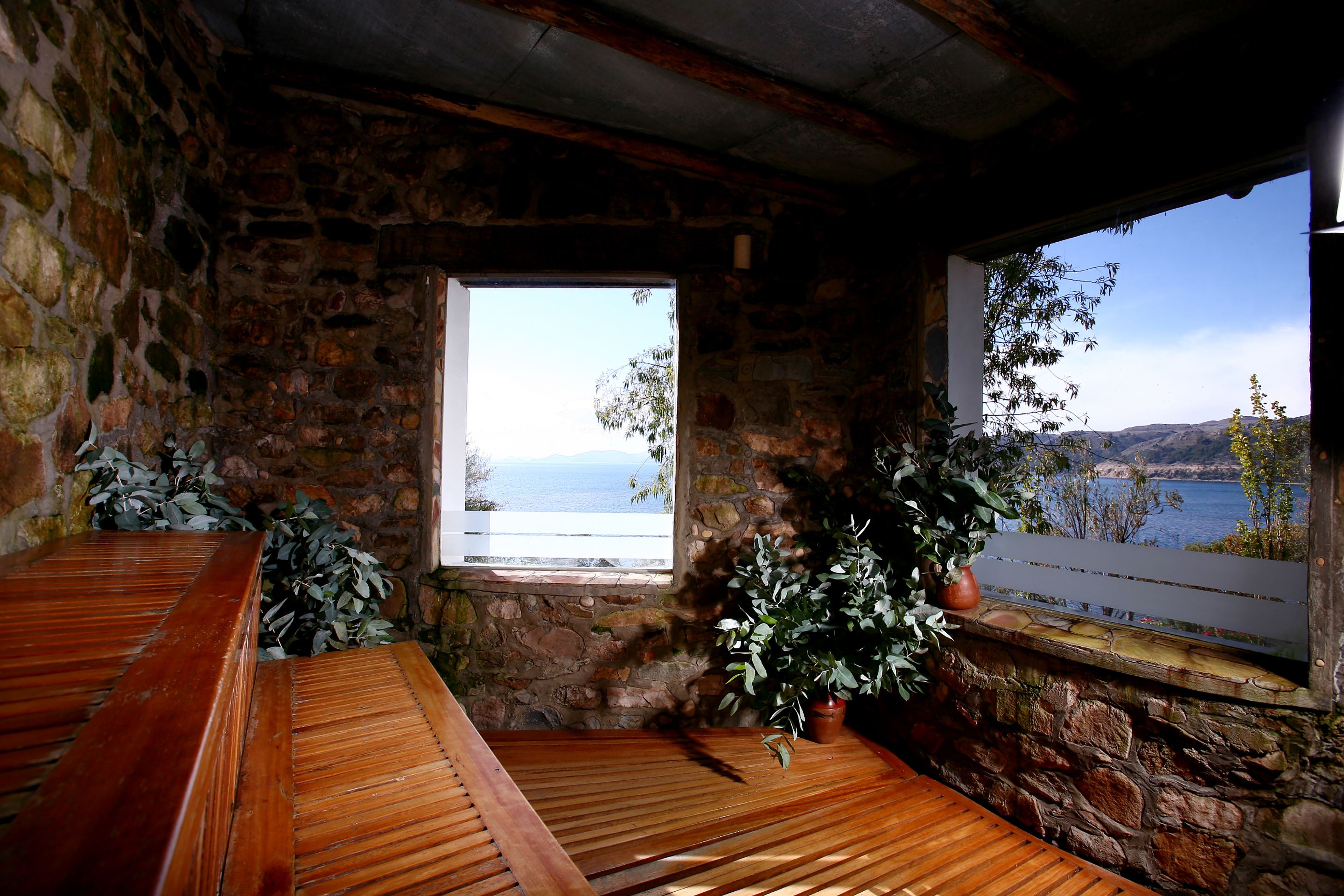 hot stone massages, reflexology, massages