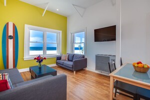 32-英寸纯平电视 （配备有线频道）、电视