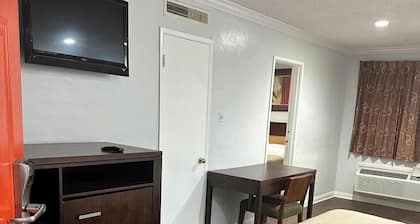 Heritage Inn