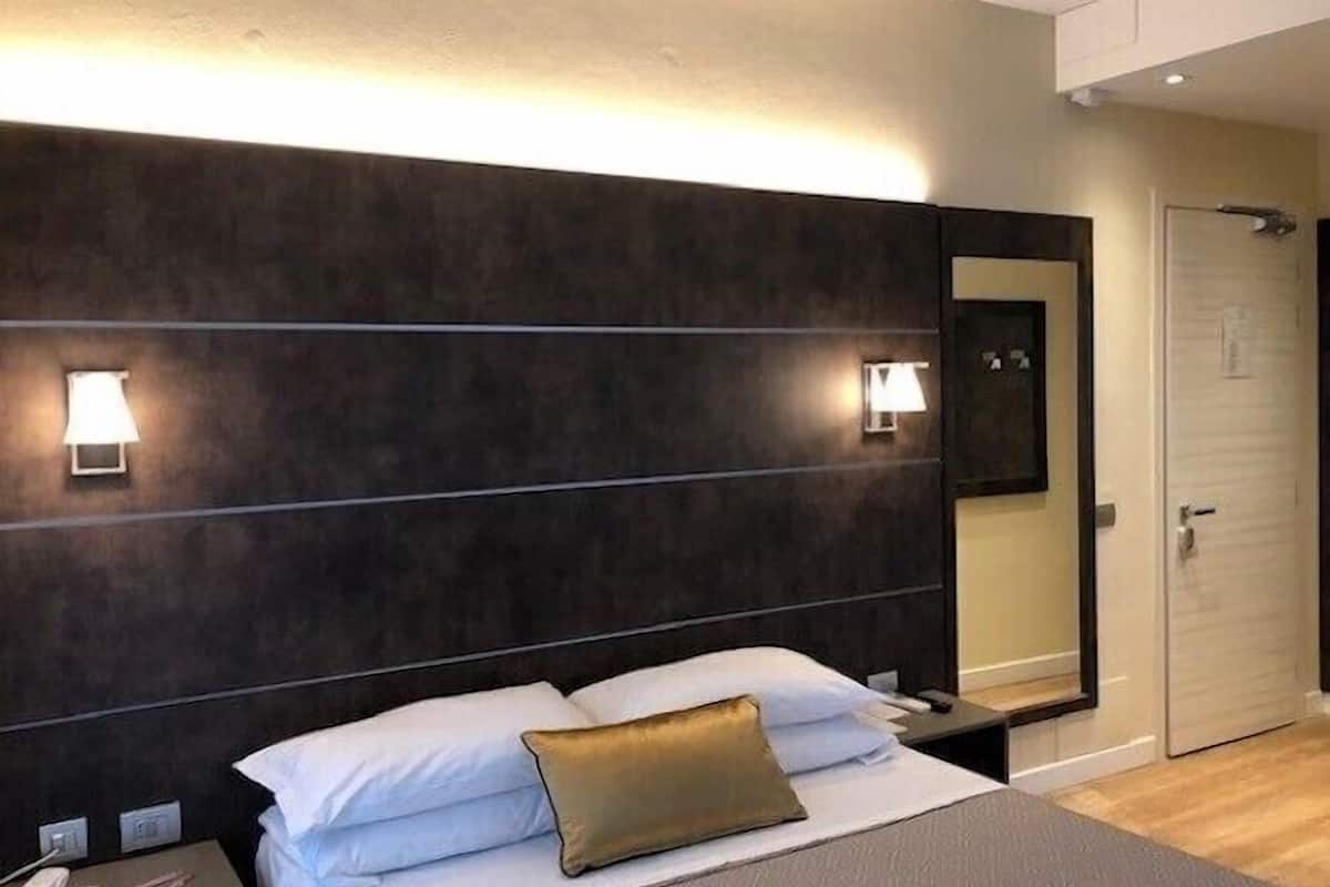 superior double room | in-room safe, desk, laptop workspace, soundproofing