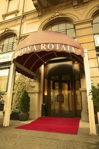 Hotel La Nuova Rotaia