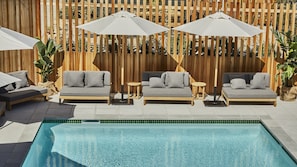 Outdoor pool - Hotel June Malibu (Malibu)