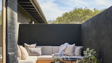 Premium bedding, down duvets, minibar, individually decorated