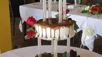 Thức ăn và đồ uống