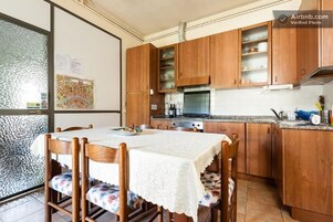 Borðhald á herbergi eingöngu