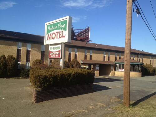 Hudson Plaza Motel Bayonne / Jersey City