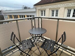 Outdoor dining - Hotel Königshof (Dortmund)