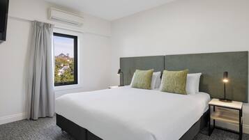 In-room safe, desk, iron/ironing board, free WiFi