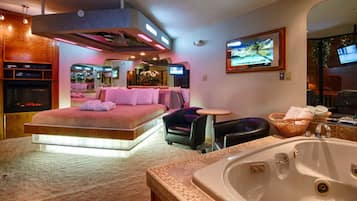 Suite | Individually decorated, individually furnished, bed sheets