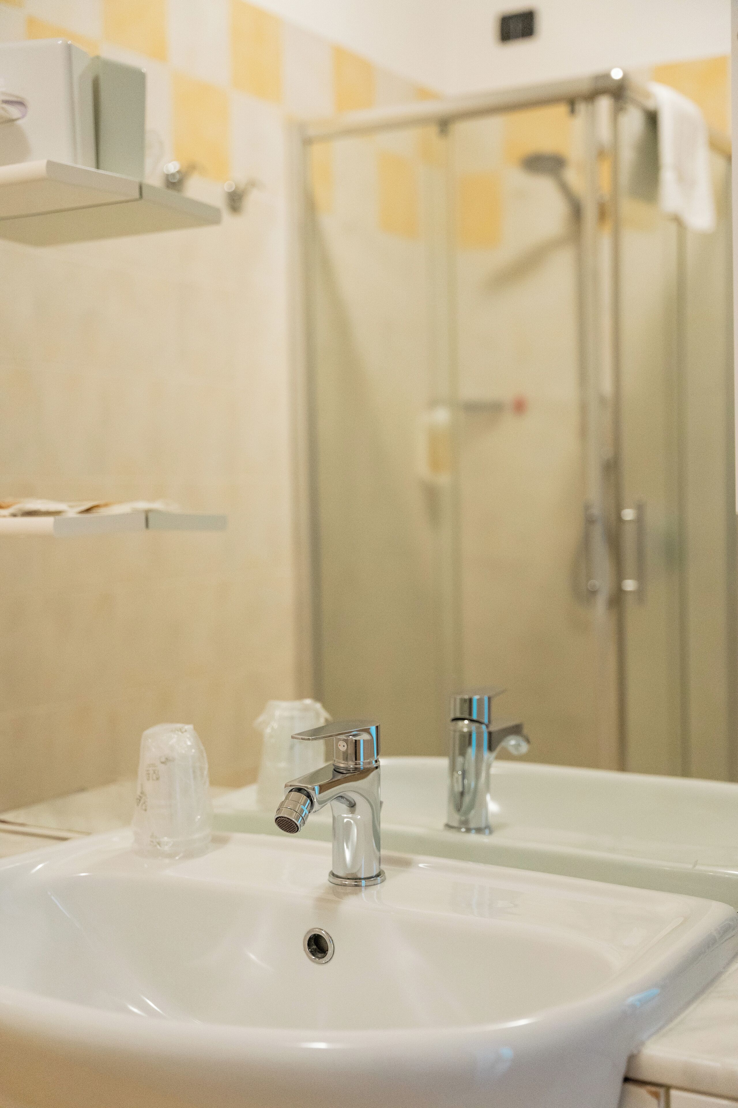 apartment | bathroom | free toiletries, hair dryer, bathrobes, bidet