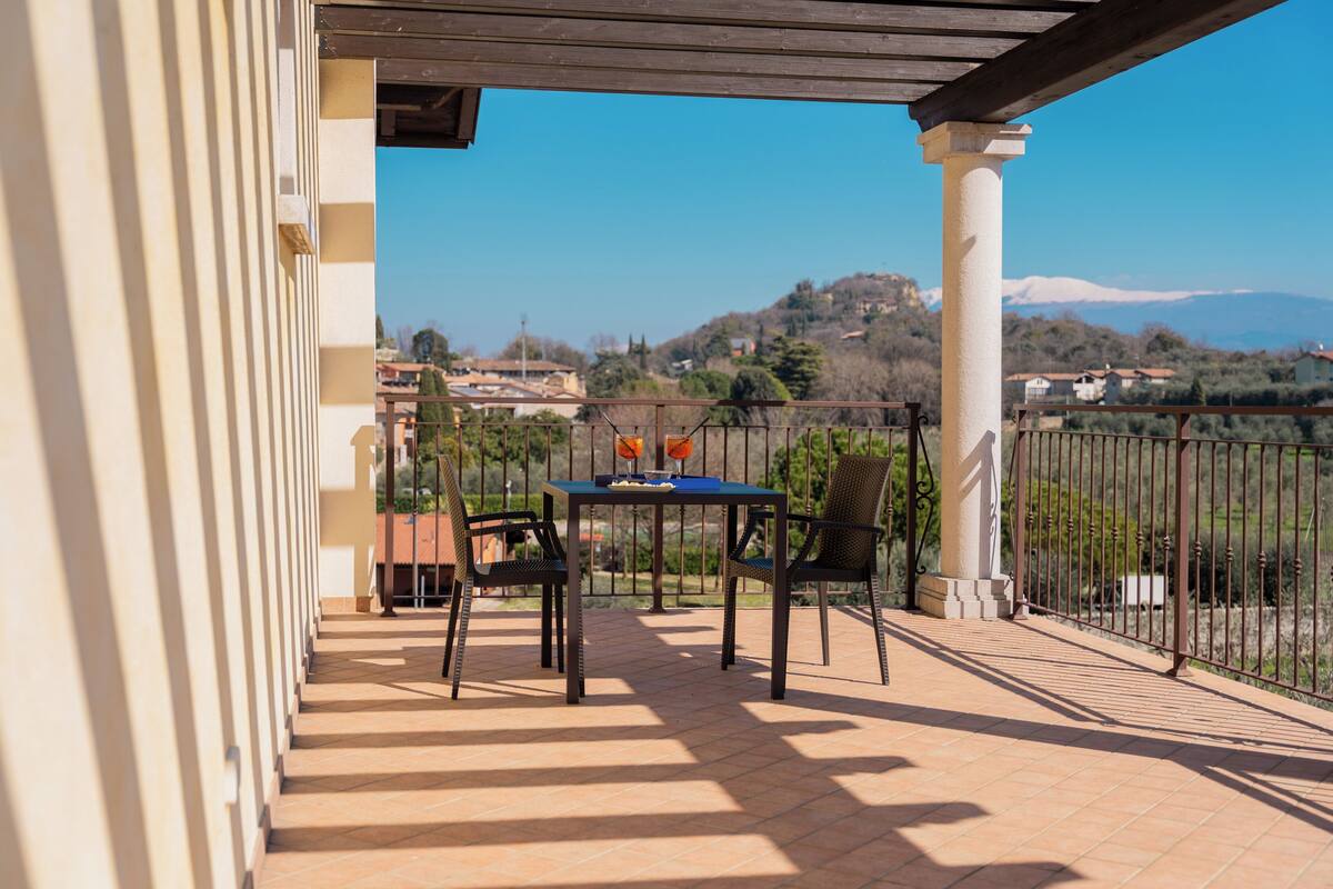 Apartment | Terrace/patio