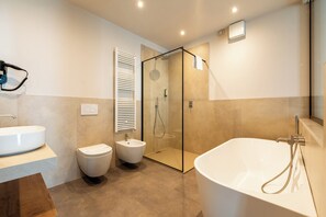 Luxury Suite | Bathroom - Spa Hotel Splendid Sole (Manerba del Garda)