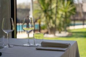 Se sirven desayunos, almuerzos, cenas y cocina mediterránea