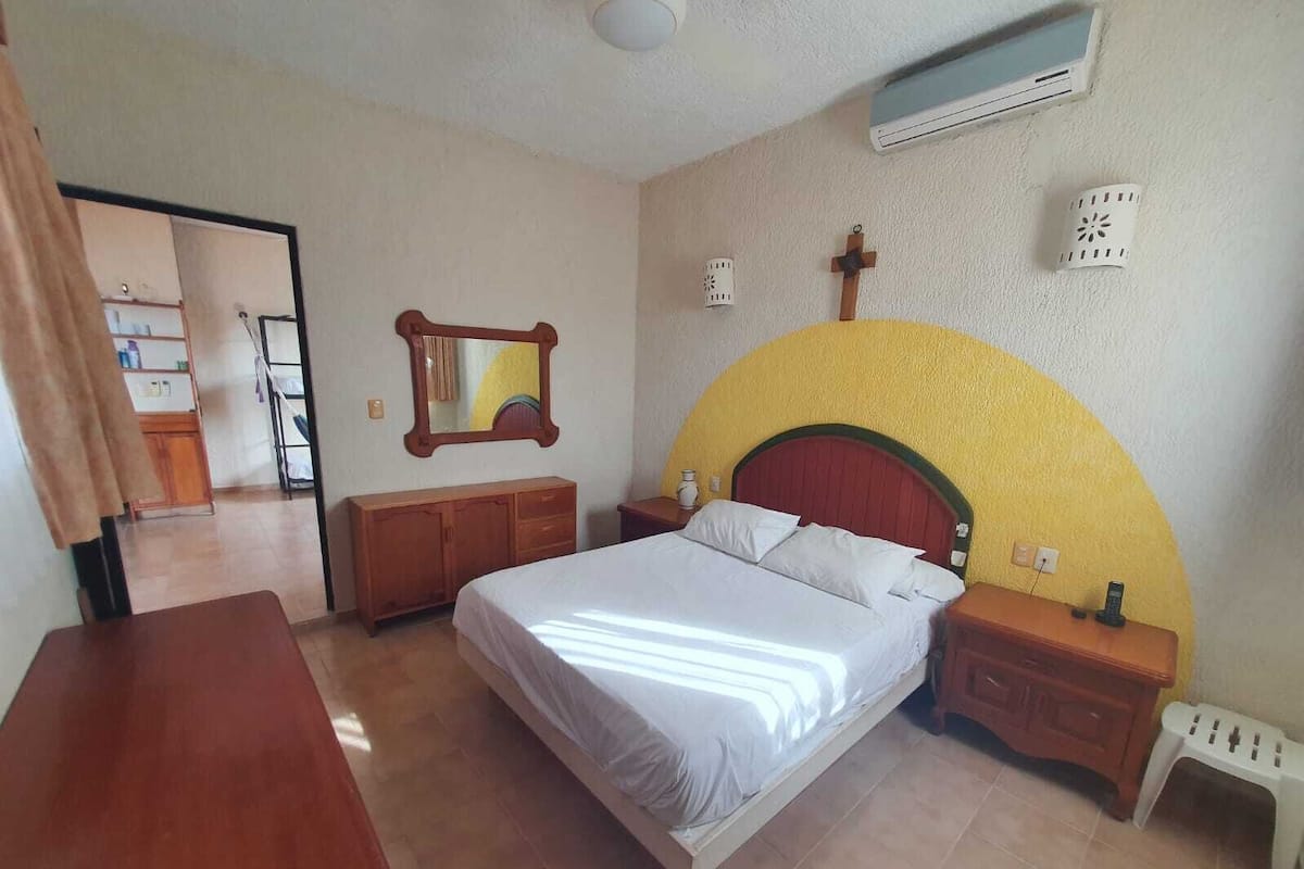 Panoramic Penthouse | 1 bedroom, in-room safe, bed sheets