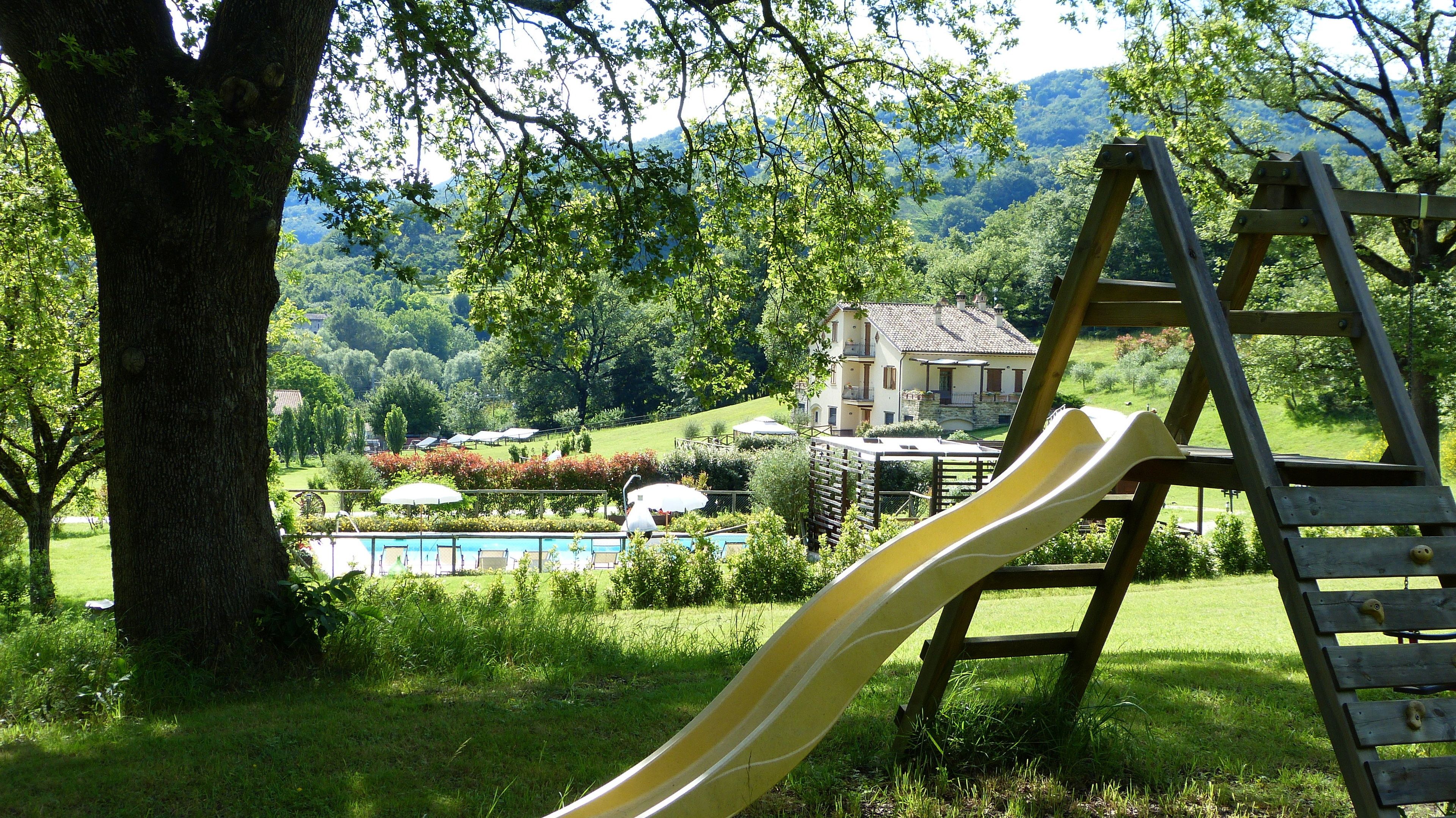 Area giochi per bambini (all'aperto)