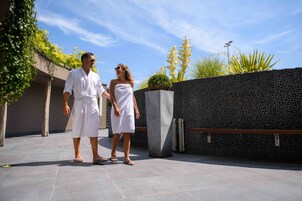 Szauna, pezsgőfürdő, gőzfürdő és törökfürdő/hammam