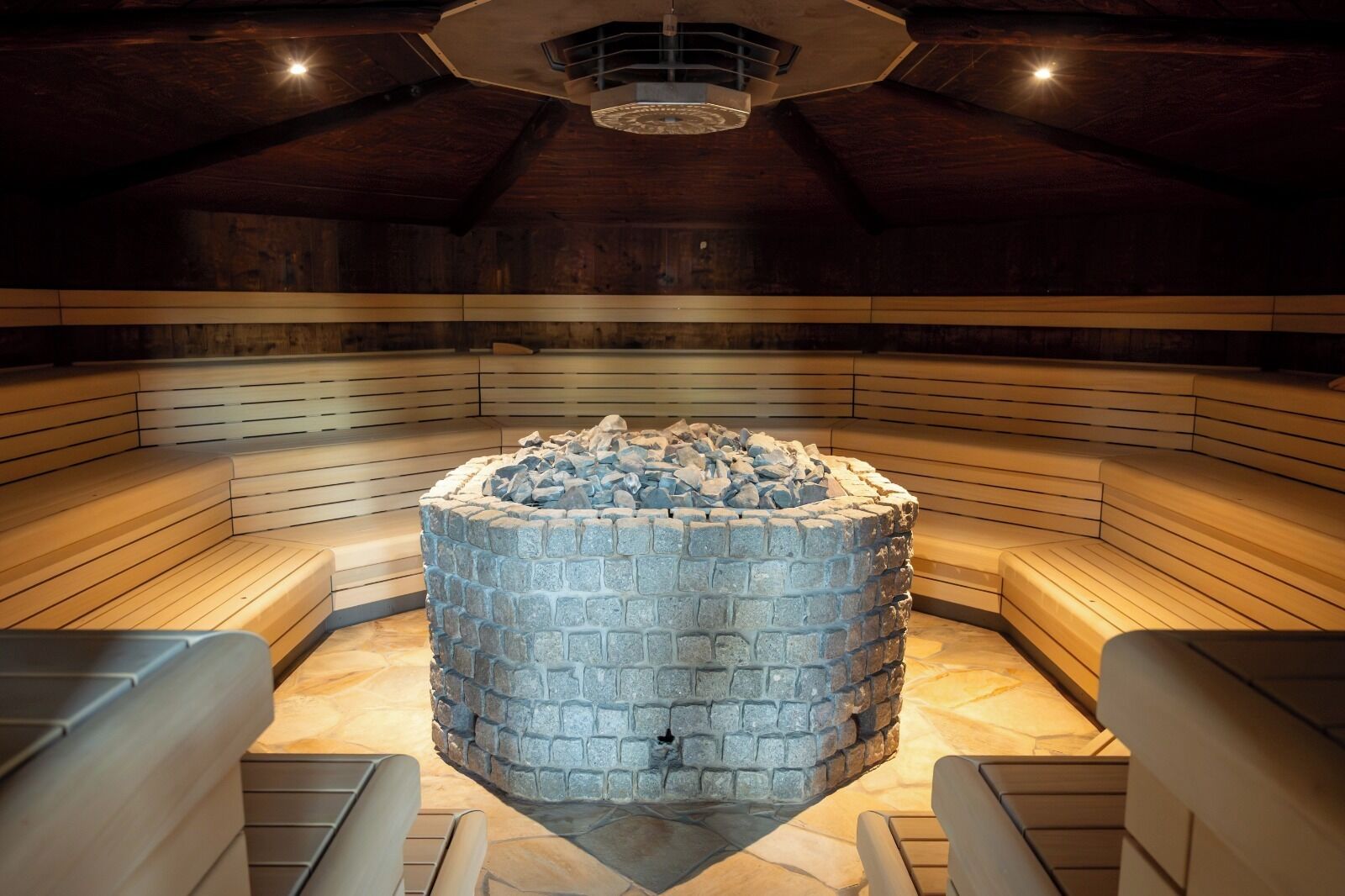 Sauna, hot tub, ruang uap, dan pemandian Turki/hammam