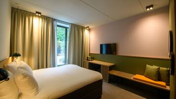 Superior Double Room | 1 bedroom, hypo-allergenic bedding, down comforters, in-room safe