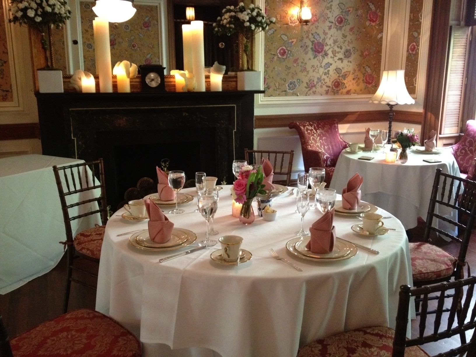 cocktail bar, garden views, open selected days